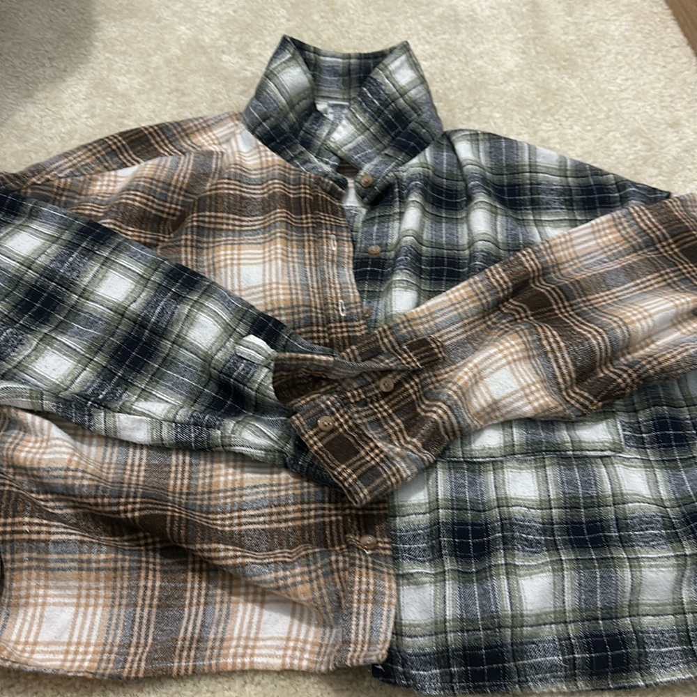 Cropped flannel shirt